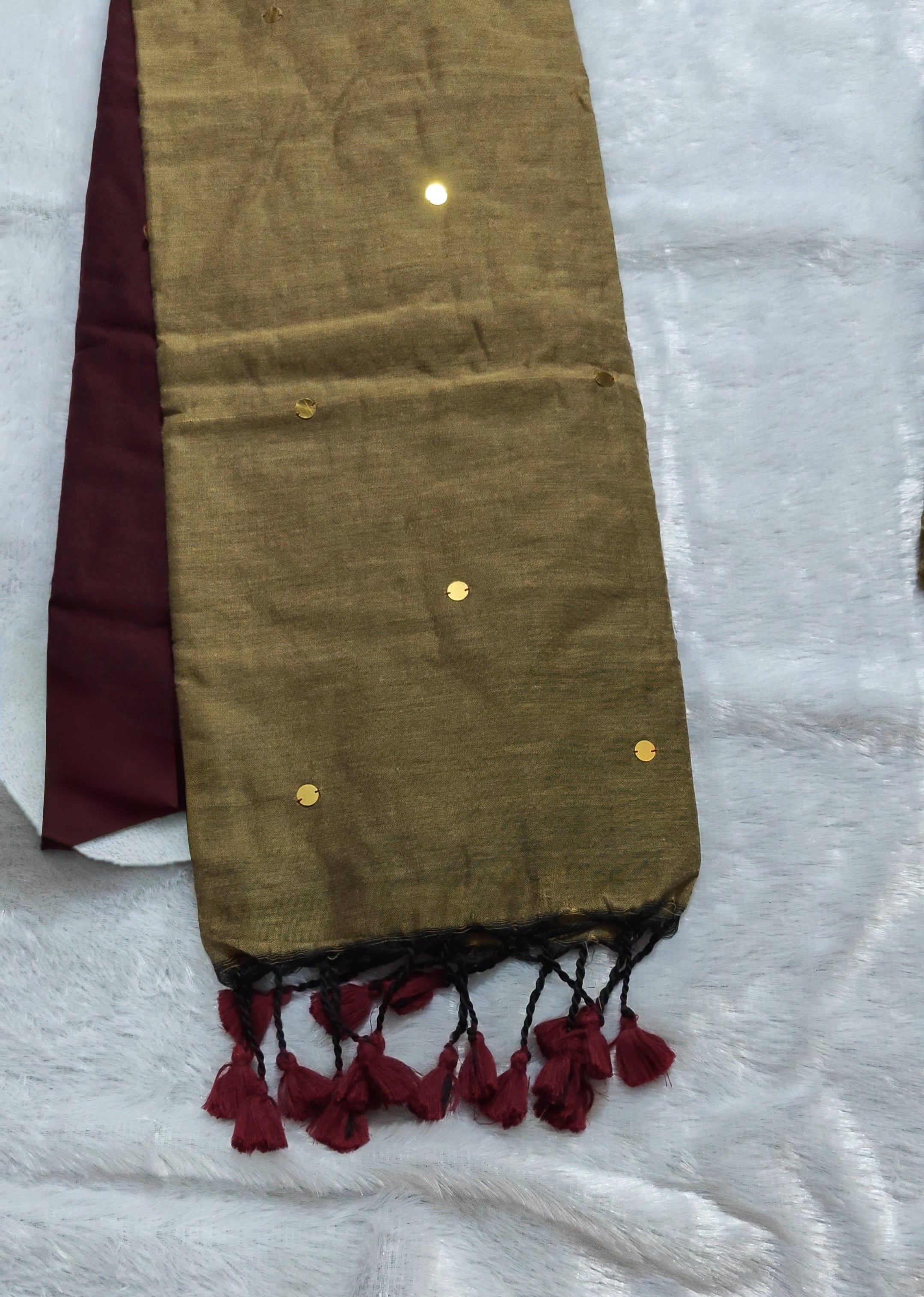 SV14                                     Khadi cotton dual colour gini work sarees