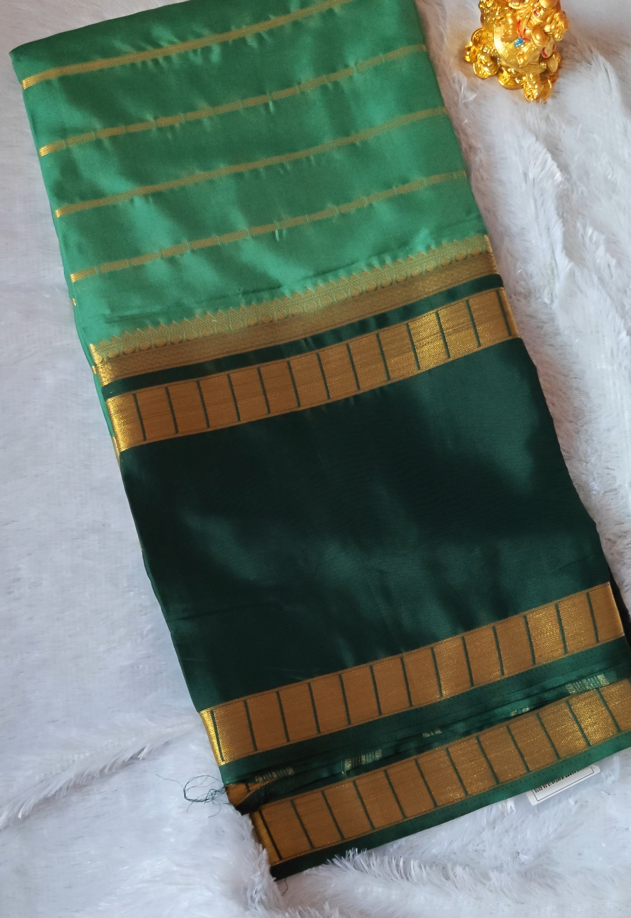 SV15                                     Semi Mysore crepe silk saree