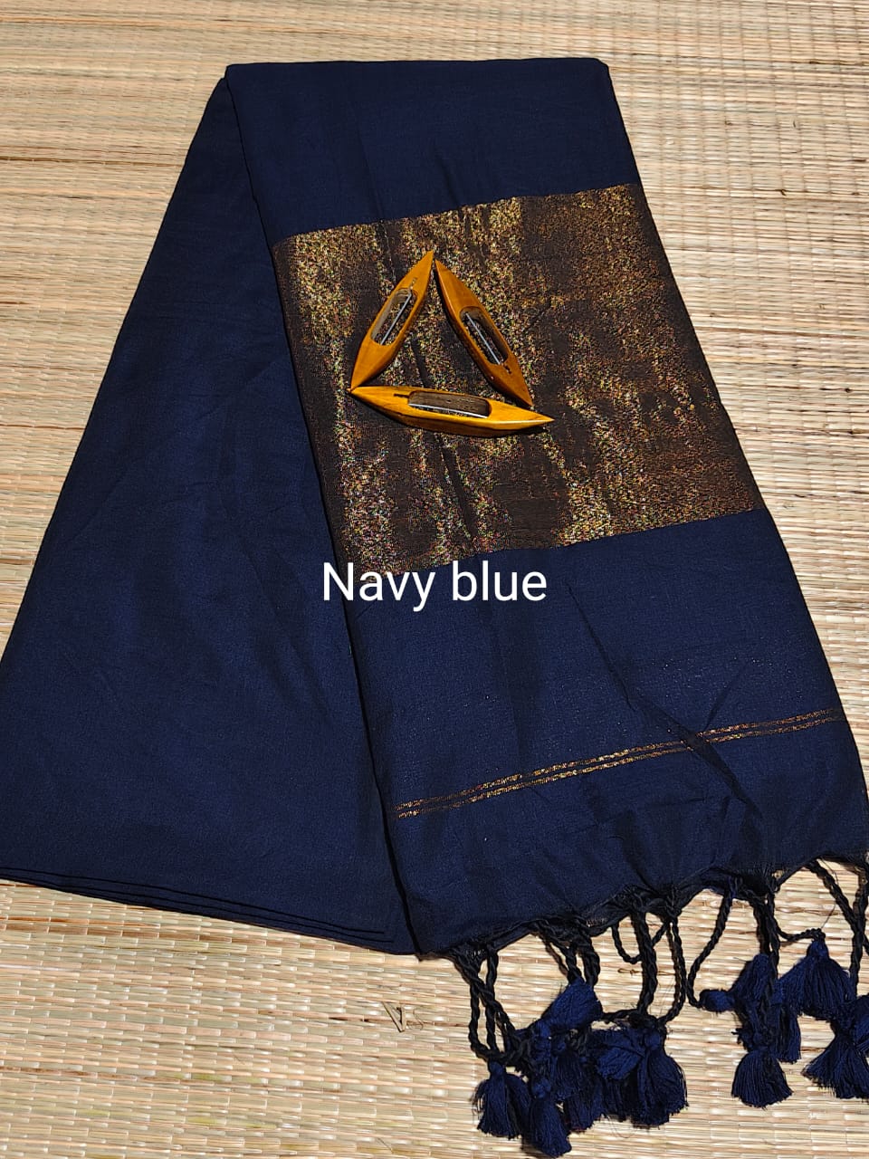 SV08                                    Khadi cotton rich golden zari saree